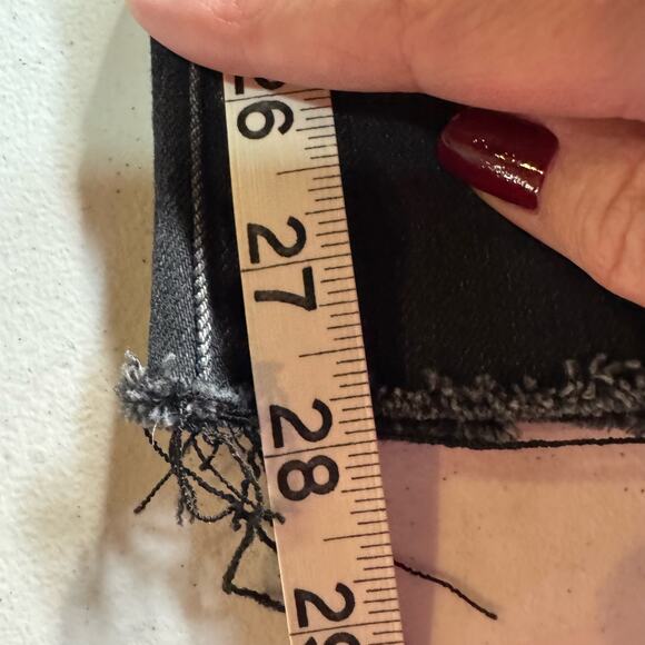 UNIQLO Skinny Jeans Size 32 Black Flared Denim High Rise Distressed Grunge‎ Goth - Picture 9 of 11